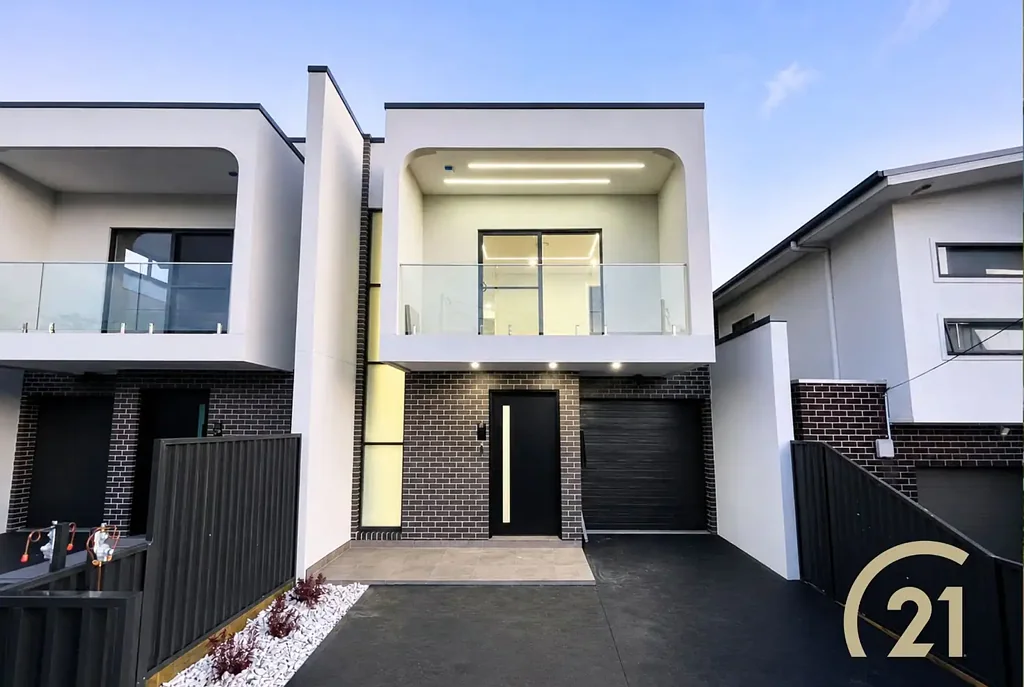 Brand New Luxury Duplex in Prime Fairfield Heights Location