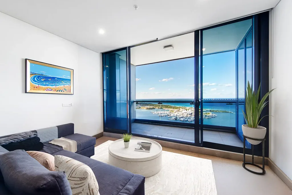 Southport 2房  Stunning Corner Position With Unbeatable Views!