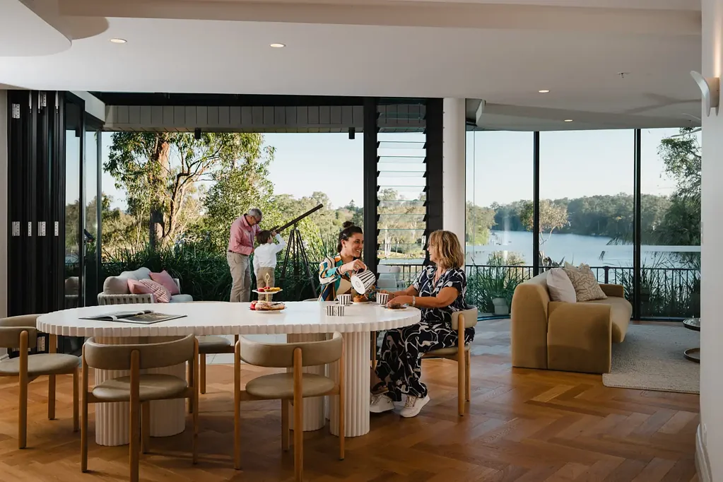 Indooroopilly 4ਬੈੱਡਰੂਮ A Riverfront Residence Like No Other