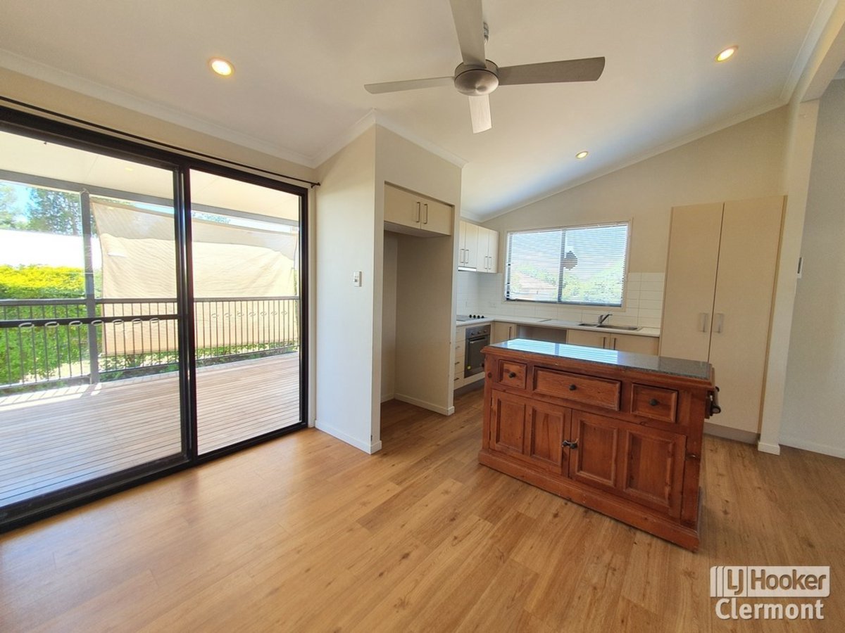 36 EAST ST, CLERMONT QLD 4721, 0房, 0浴, House