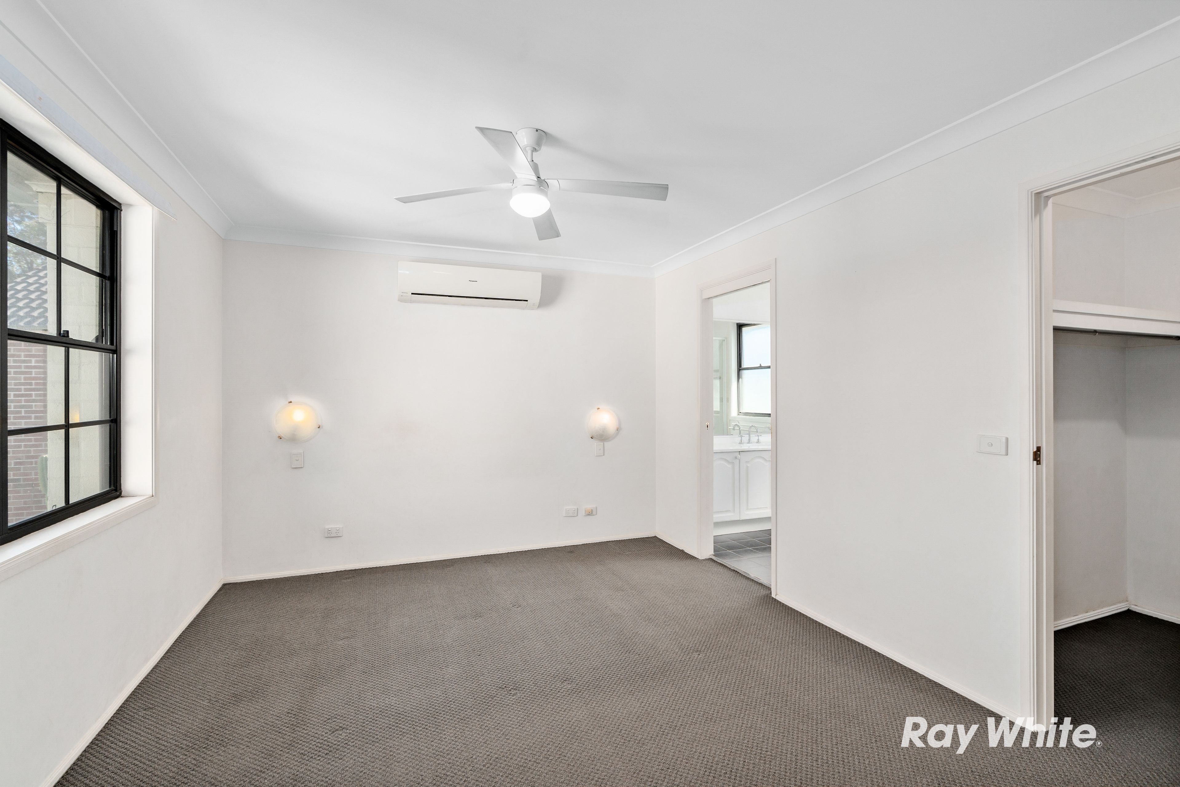 61A BURRINJUCK DR, WOODCROFT NSW 2767, 0 rūma, 0 rūma horoi, House