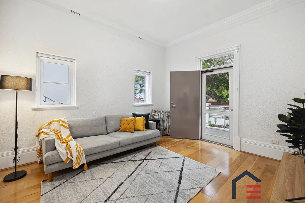 1/10 Smith Street, Perth, WA 6000