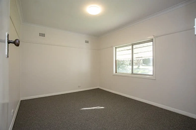 21 First Avenue, North Lambton, NSW 2299, 2 slaapkamers, 1 badkamers, House
