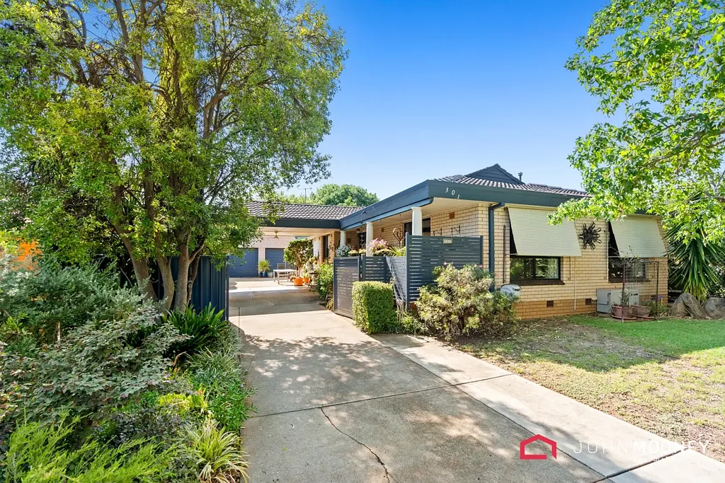 301 Bourke Street, Tolland, NSW 2650