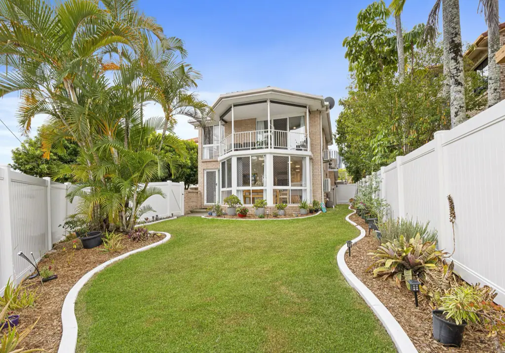1/29 Chester Terrace, Southport, QLD 4215