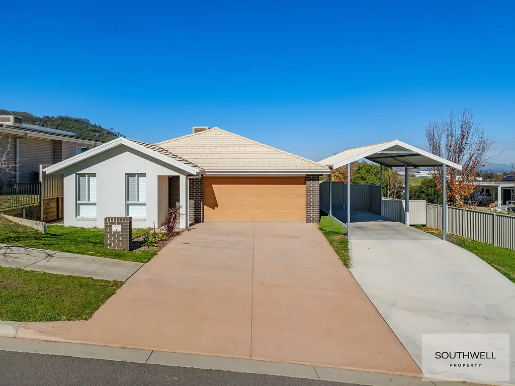 Tamworth 4 Slaapkamer Modern Family Living with All Boxes Ticked