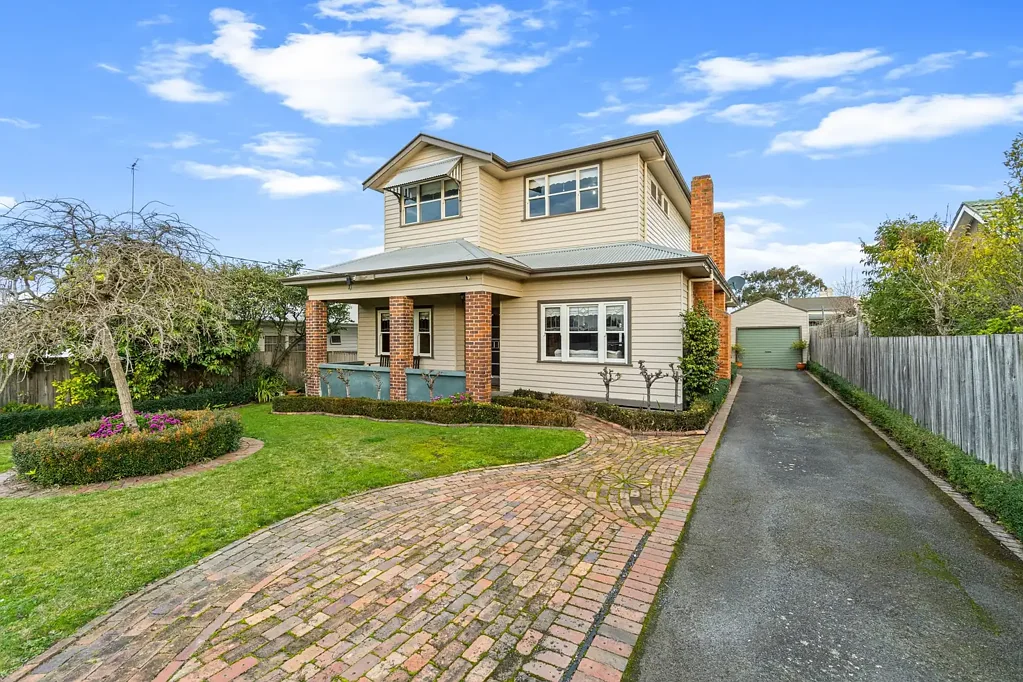 Traralgon 4Kwarto Prestige Living In The Heart Of Traralgon