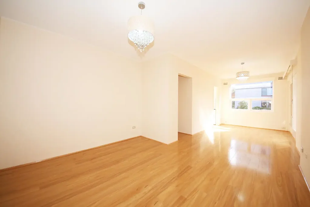 Burwood 2कमरा 2 Bedroom with Plenty of Sunshine