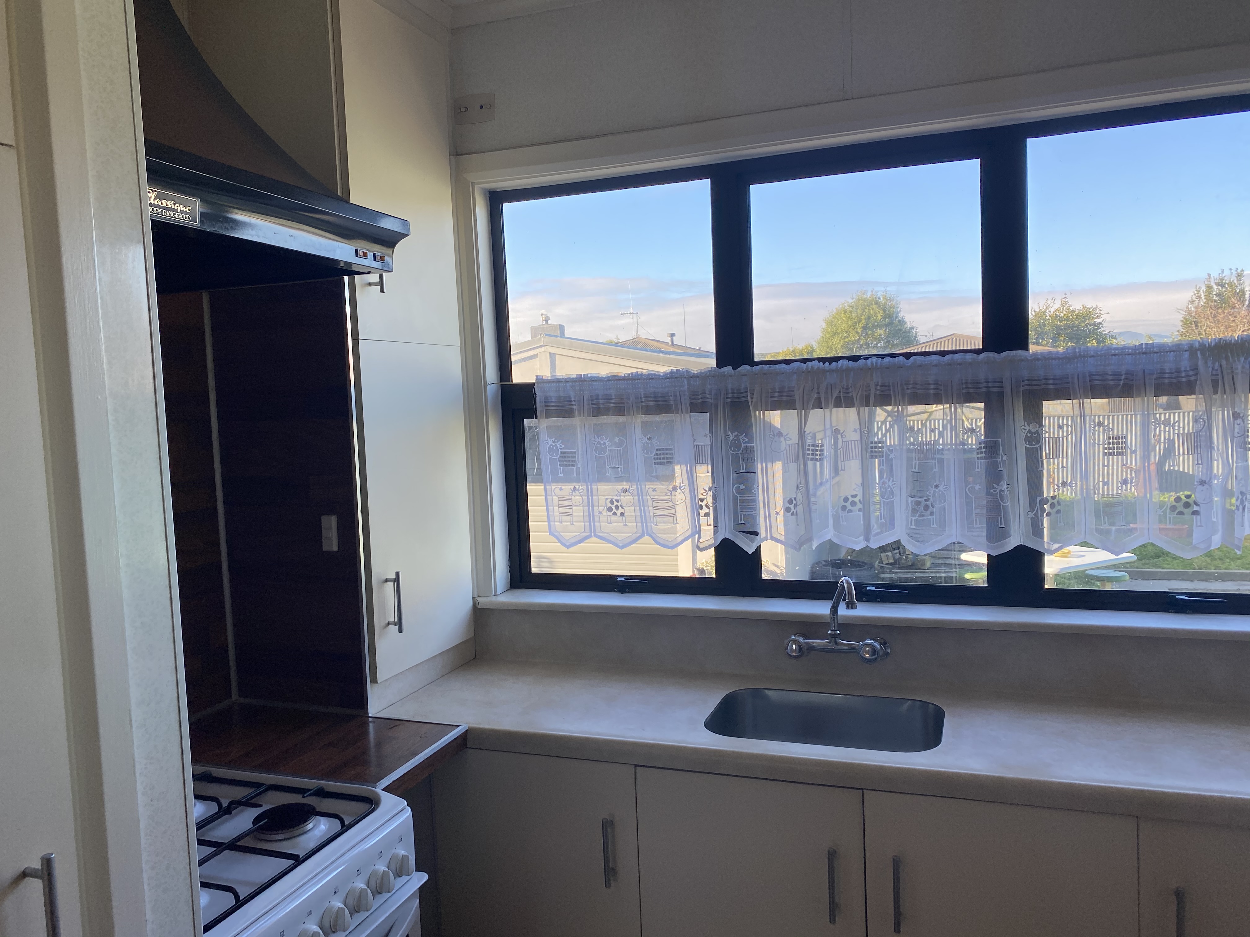 8 Liverpool Street, Takaro, Palmerston North, 2 Schlafzimmer, 1 Badezimmer, House