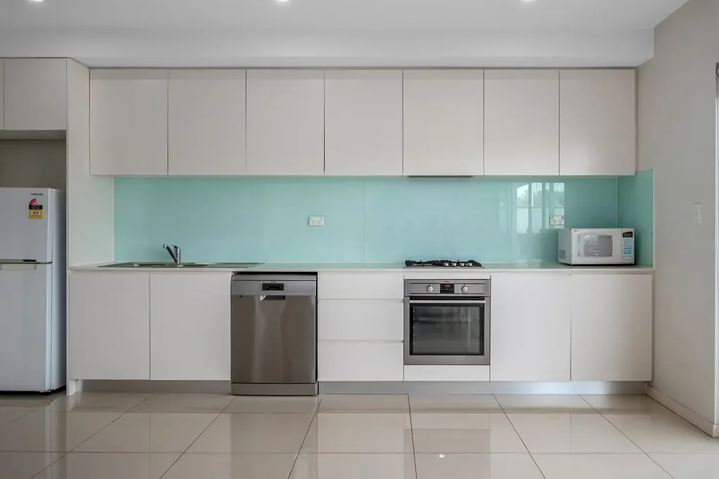 Strathfield South 2ਬੈੱਡਰੂਮ Modern Top Floor Apartment