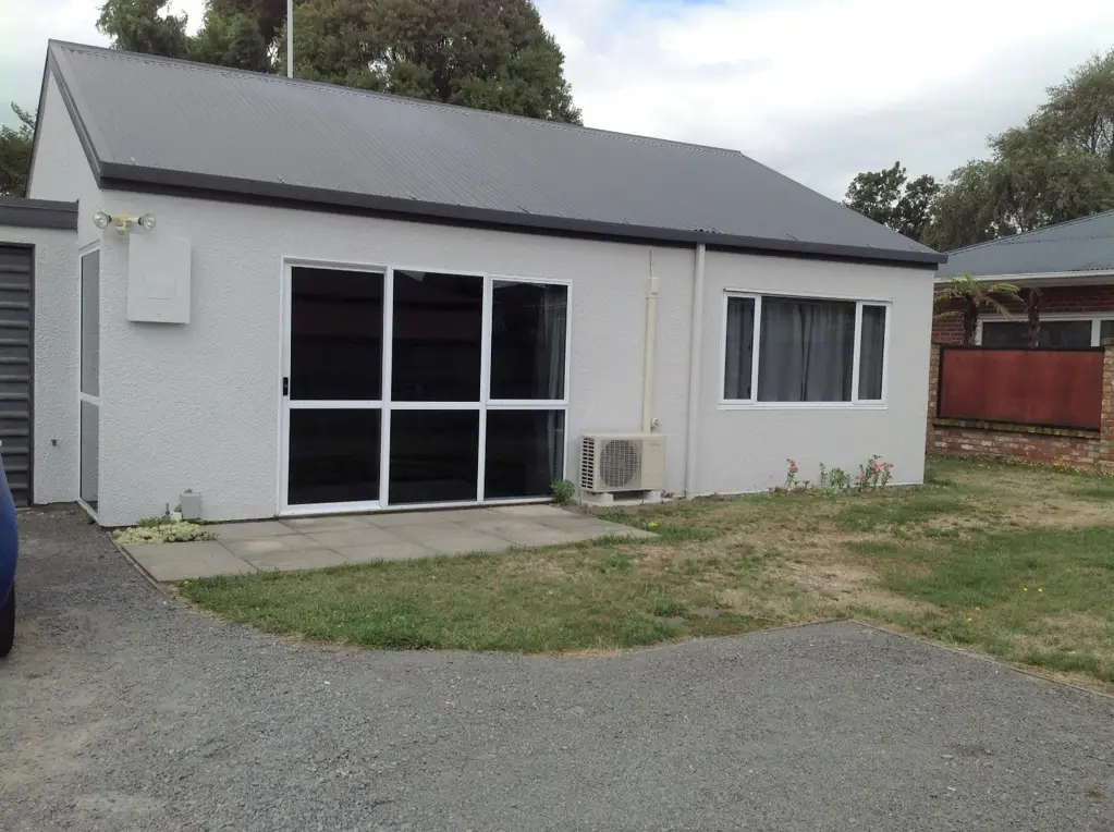Tidy Two Bedroom Unit