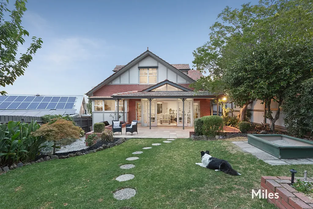 2 Scotts Parade, Ivanhoe, VIC 3079