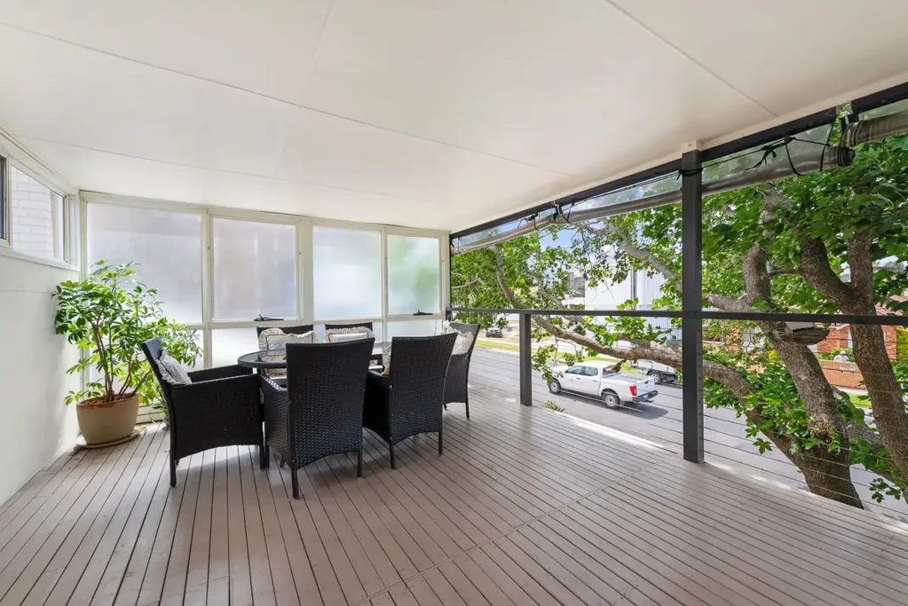 Lakes Entrance 3બેડરૂમ Orme Street Offering