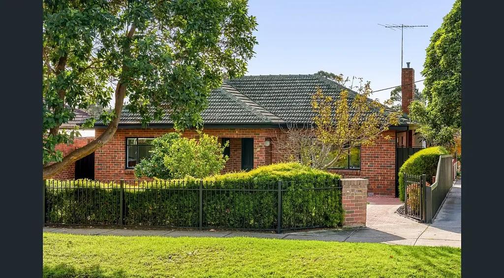 Charming Three-Bedroom Home in a Prime Reservoir Location