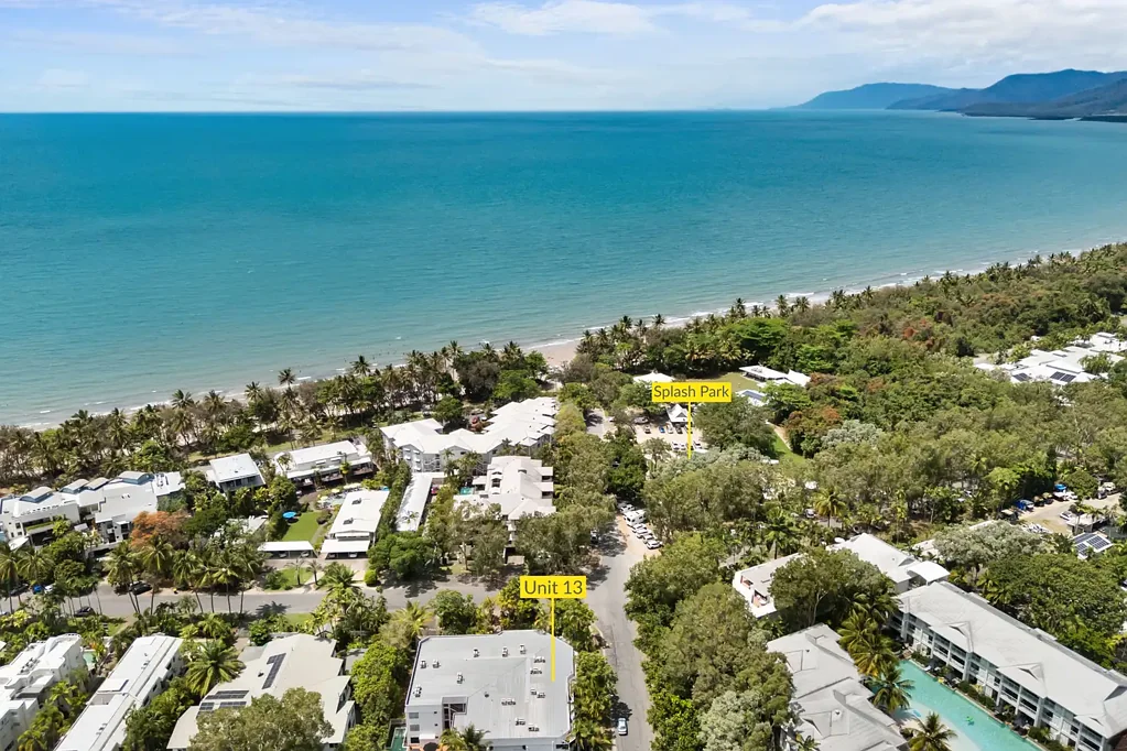Port Douglas 1Moenga Barefoot Beachside Luxury