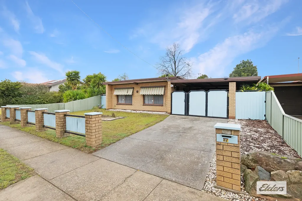 Wodonga 3部屋 Charming, Central & Full of Potential