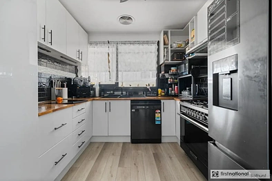 6 McGrath Street, West Bathurst, NSW 2795, 4房, 1浴, House