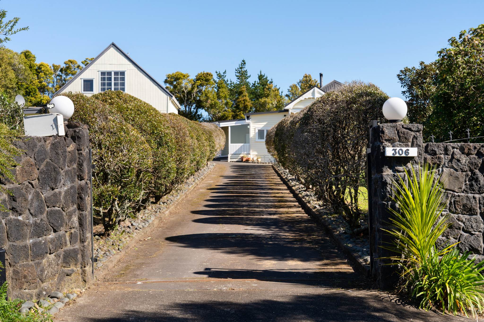 306 Glengarry Road, Glen Eden, photo 6
