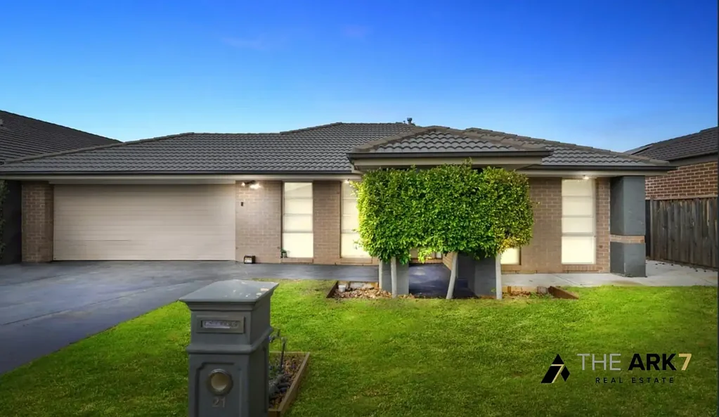 Grand Family Home in Stunning Location!