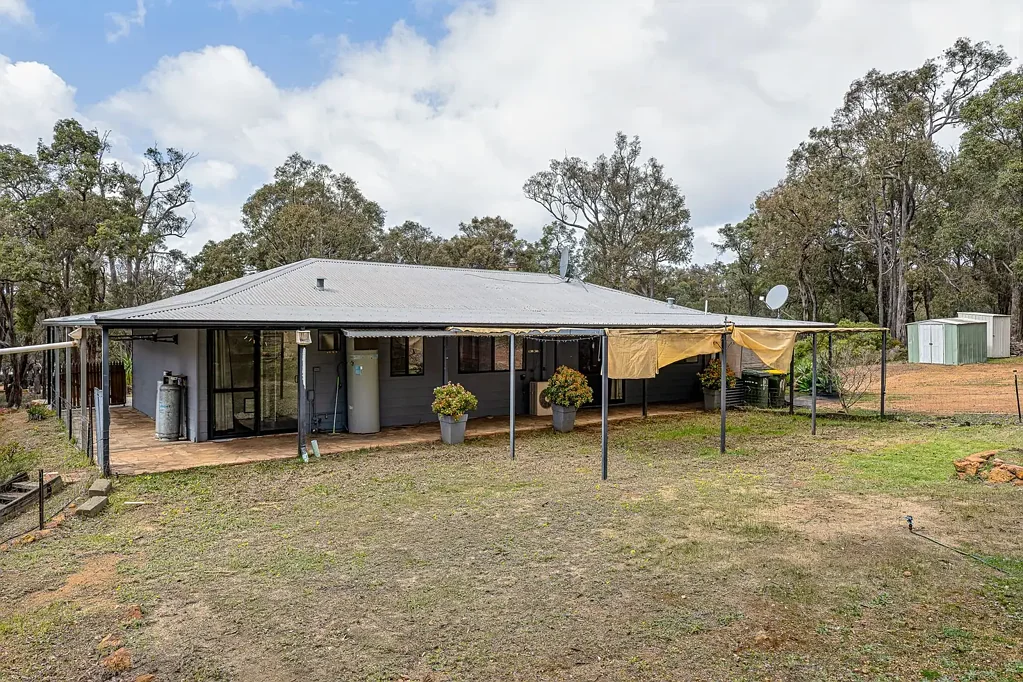 Boddington 3 Slaapkamer Peaceful Bushland Escape on 2.38ha – Space, Comfort & Serenity Combined