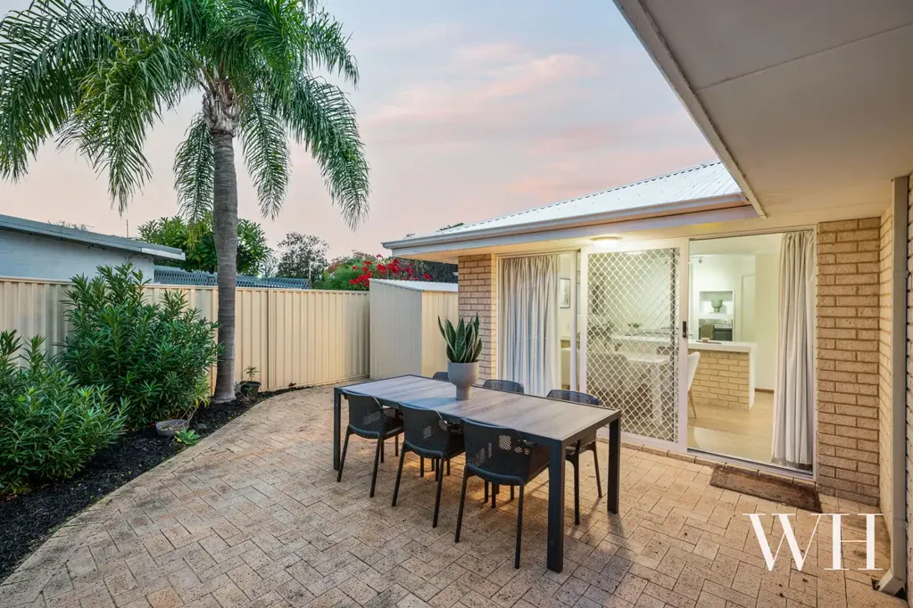 8A Lilian Avenue, Applecross, WA 6153