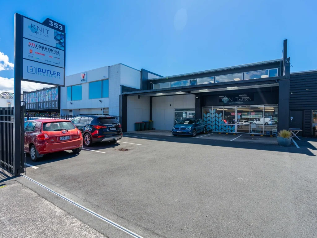Kingsland Standalone with Prime Street Frontage