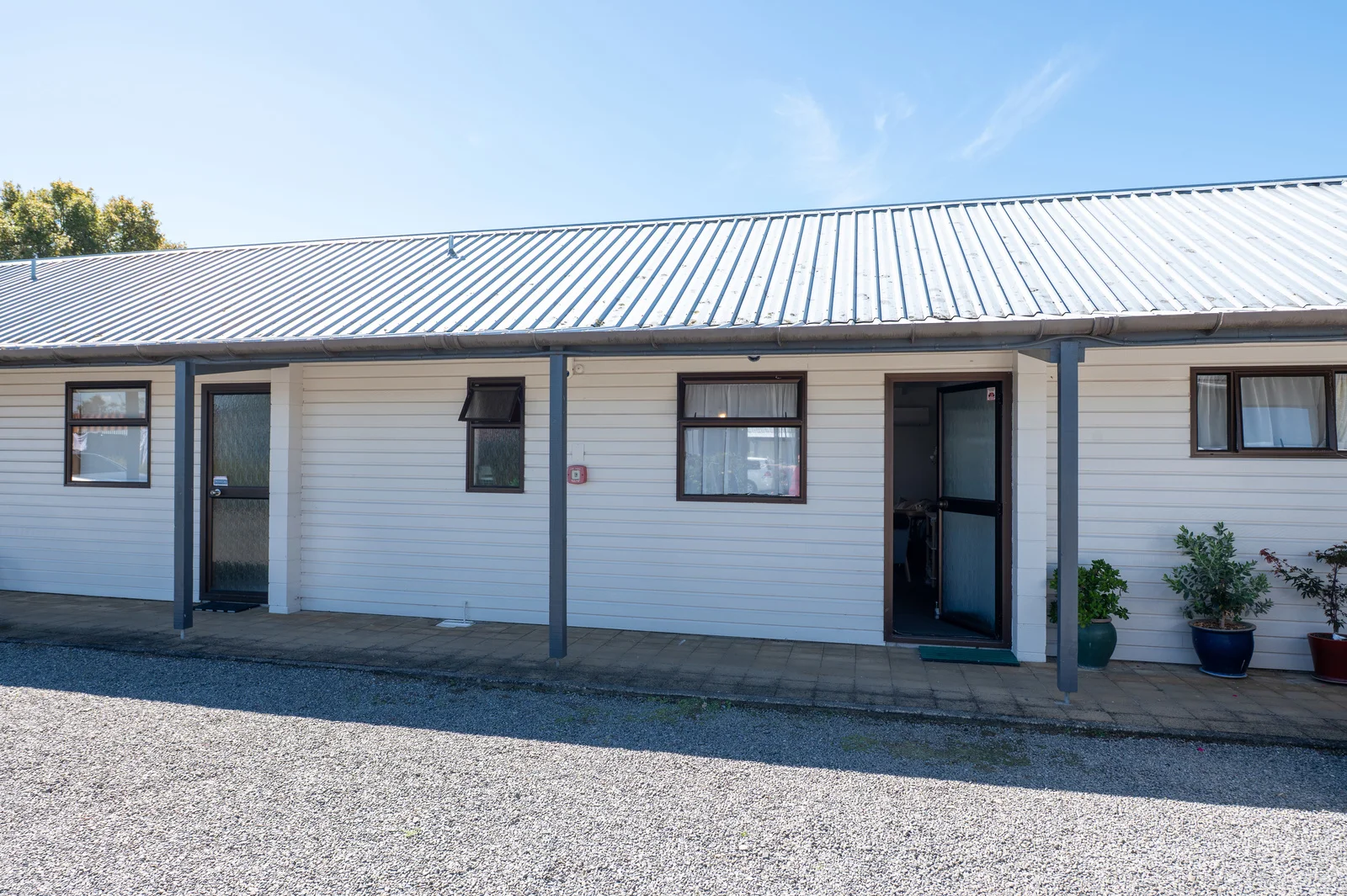 Tauranga Taupo 1कमरा Easy-Care Escape Near River & Lake