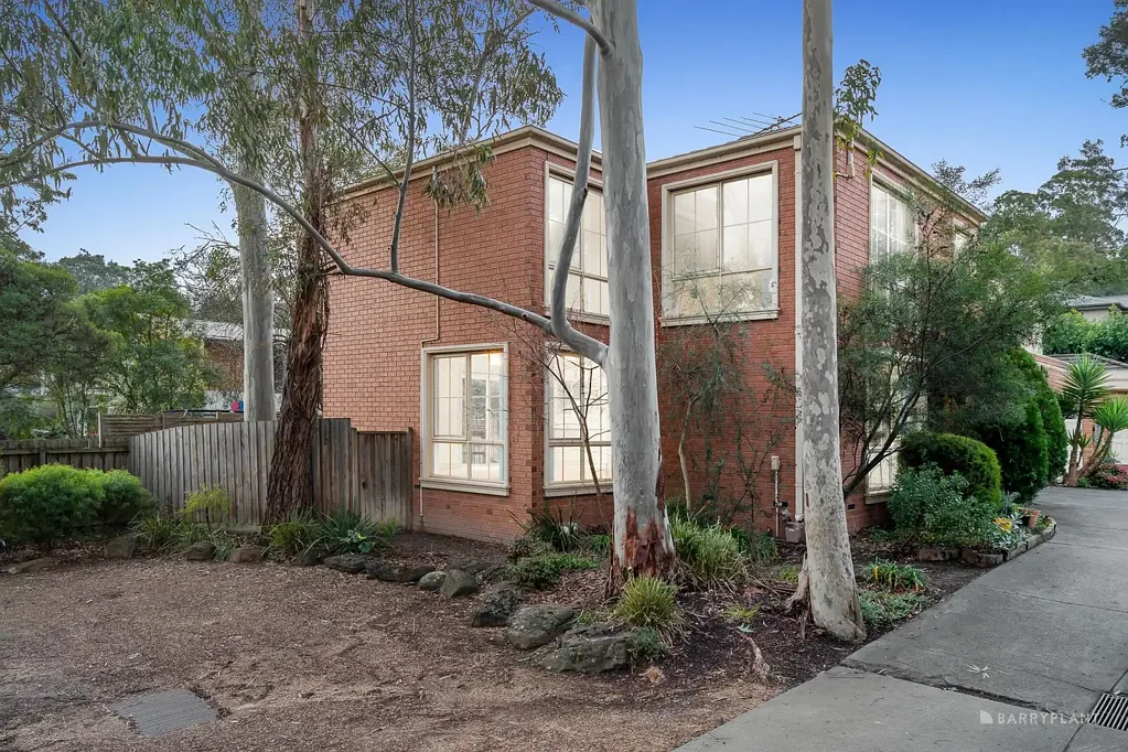 Eltham 3部屋 Polished Property in a Picturesque and Private Position