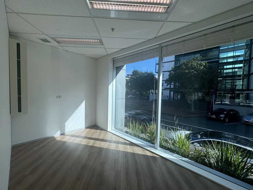 Auckland Central Quality Viaduct Office
