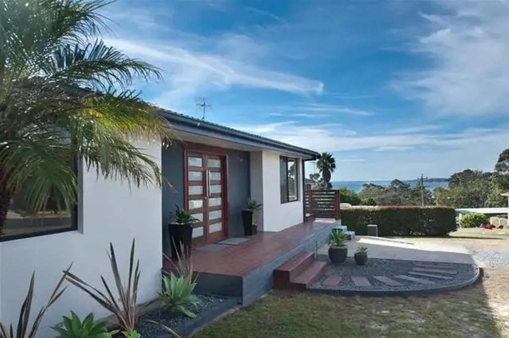 21 Hilltop Crescent, Surf Beach, NSW 2536