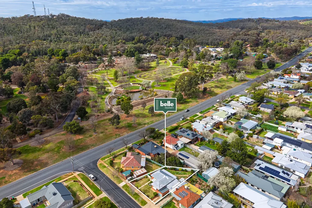 4 Heydon Avenue, Turvey Park, NSW 2650