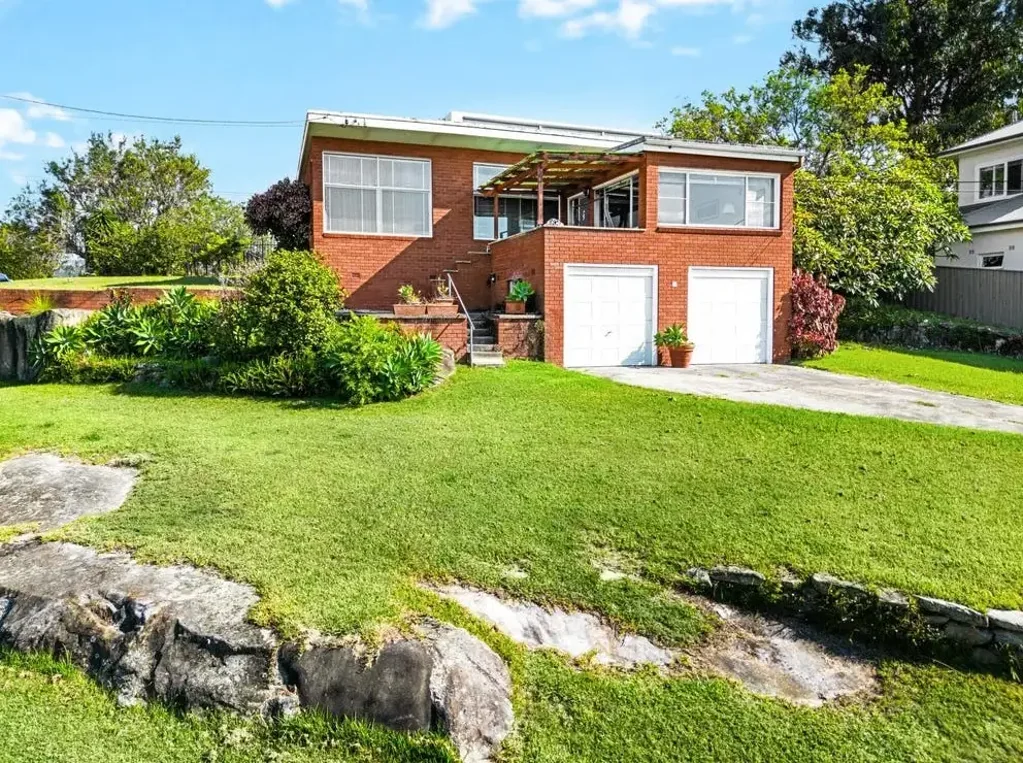3-Bed Home for Lease – 6 Month lease!