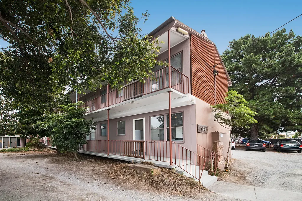 SPACIOUS | TIDY | PERFECT LOCATION