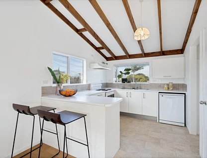 28 Dallinghoe Crescent, Milford, North Shore City, 5 Bedrooms, 3 Bathrooms, House