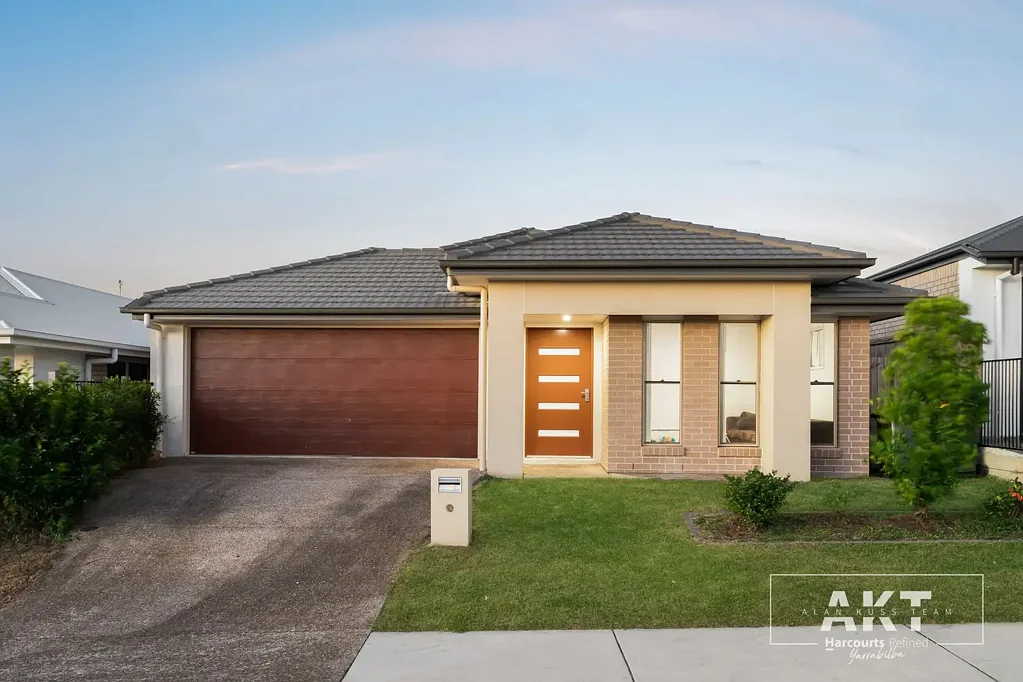 Yarrabilba 4ห้องนอน SPACE, STYLE & MODERN FAMILY LIVING