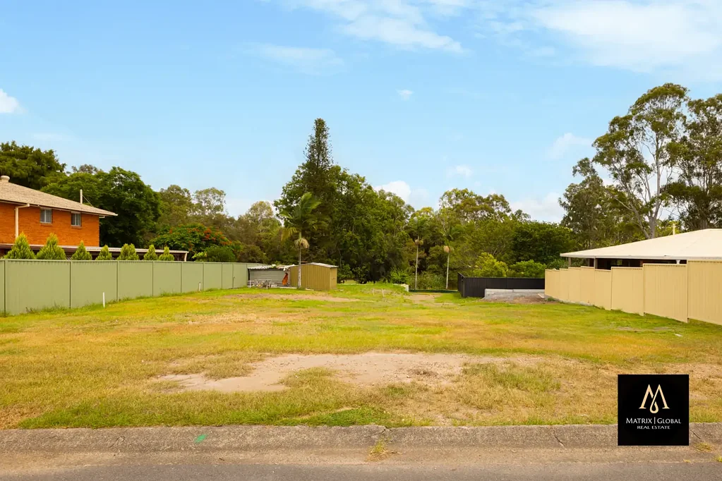 Loganholme Title Registered / Wide Frontage / Large Block Of 1,000 sqm / Prime Location