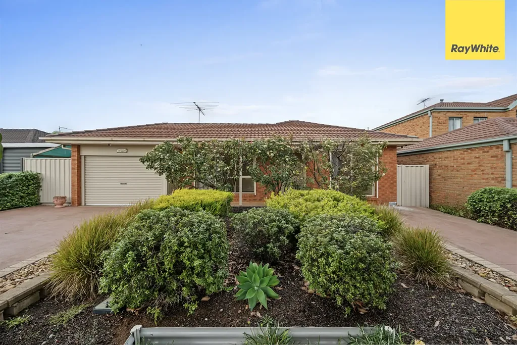 Spacious Family Home in a Quiet Court Location