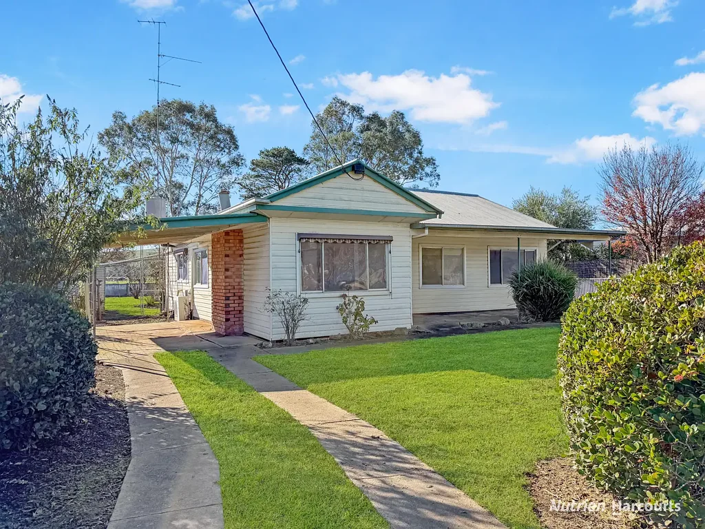 Coleraine 3Habitaciones Renovate, Reimagine & Reap the Rewards