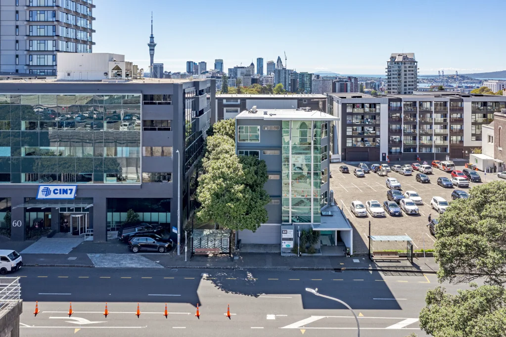 Grafton Exposure on Khyber Pass Road