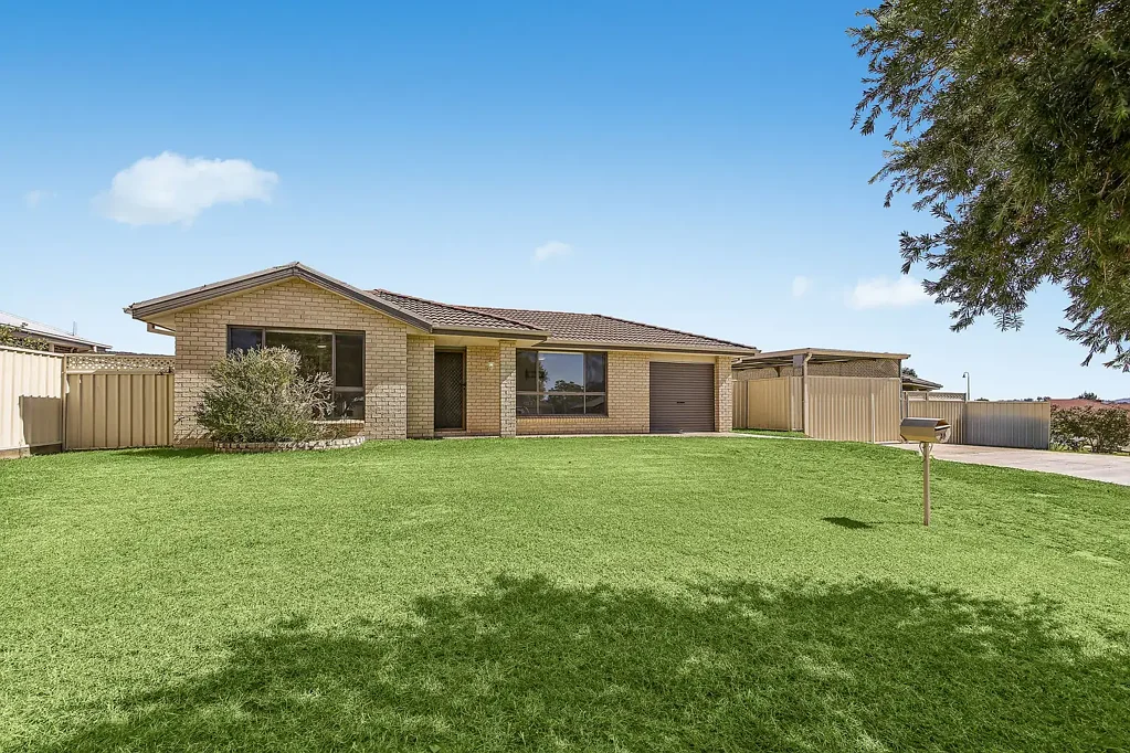 Mudgee 5房  Functionality and simple elegance