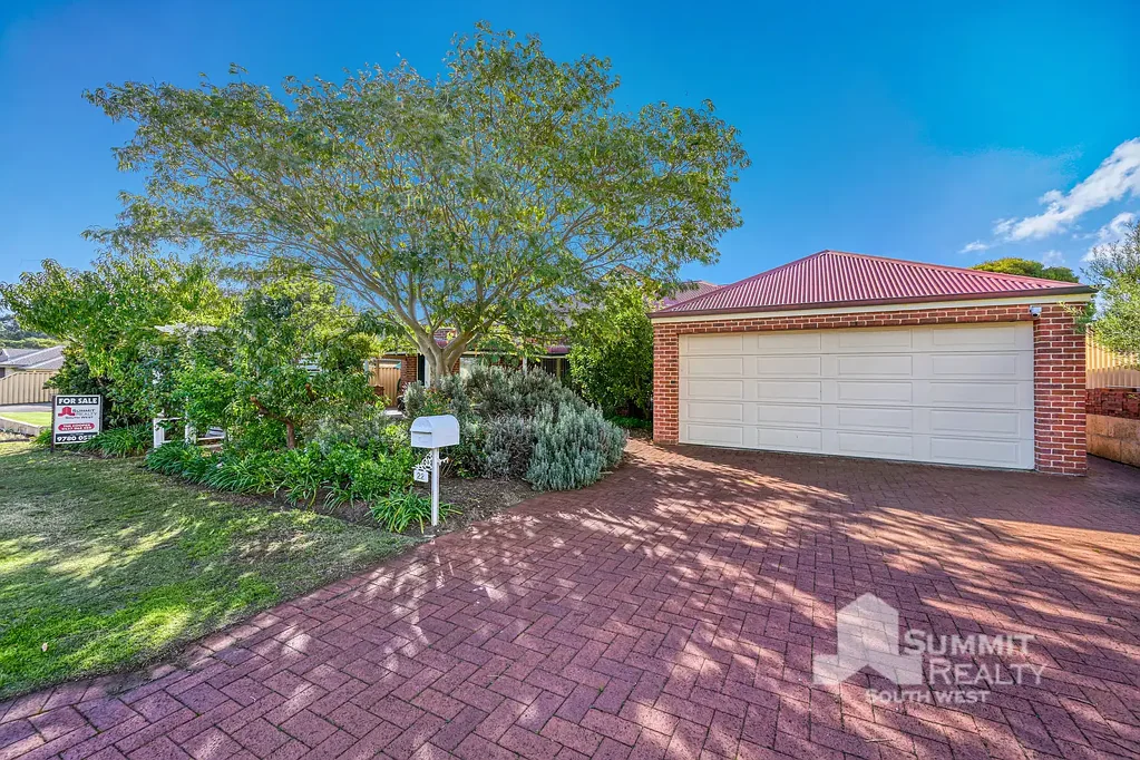 22 Kardil Street, Dalyellup, WA 6230