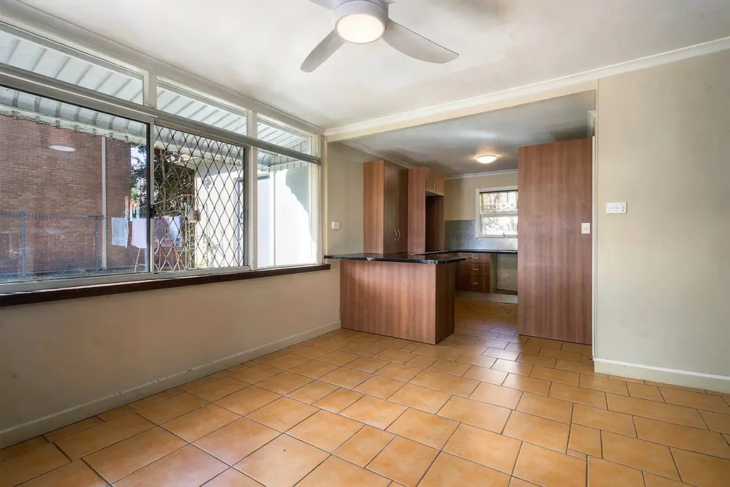 Labrador 2ห้องนอน Opportunity in a Prime Broadwater Pocket