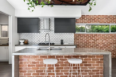 46 Armagh Parade, Thirroul, NSW 2515, 6 slaapkamers, 3 badkamers, House