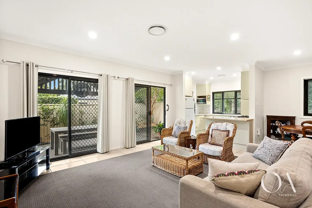Corrimal 3 Slaapkamer Spacious Single-Level Living