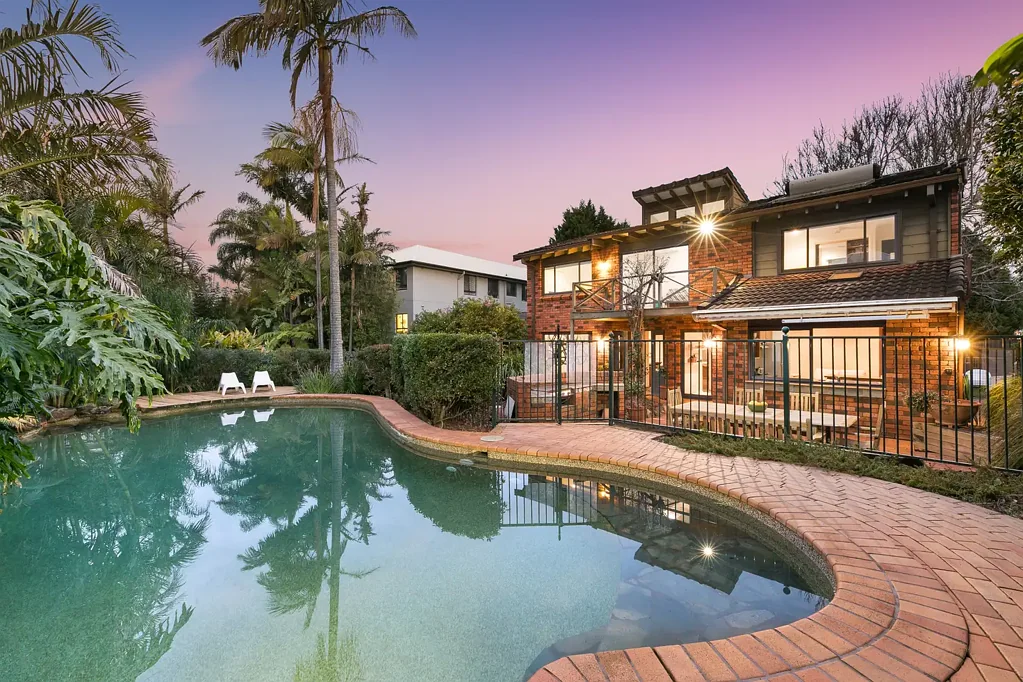 Cronulla 5 Bedroom SPACIOUS FAMILY OASIS WITH LIFESTYLE ENTERTAINING & SCOPE TO ENHANCE