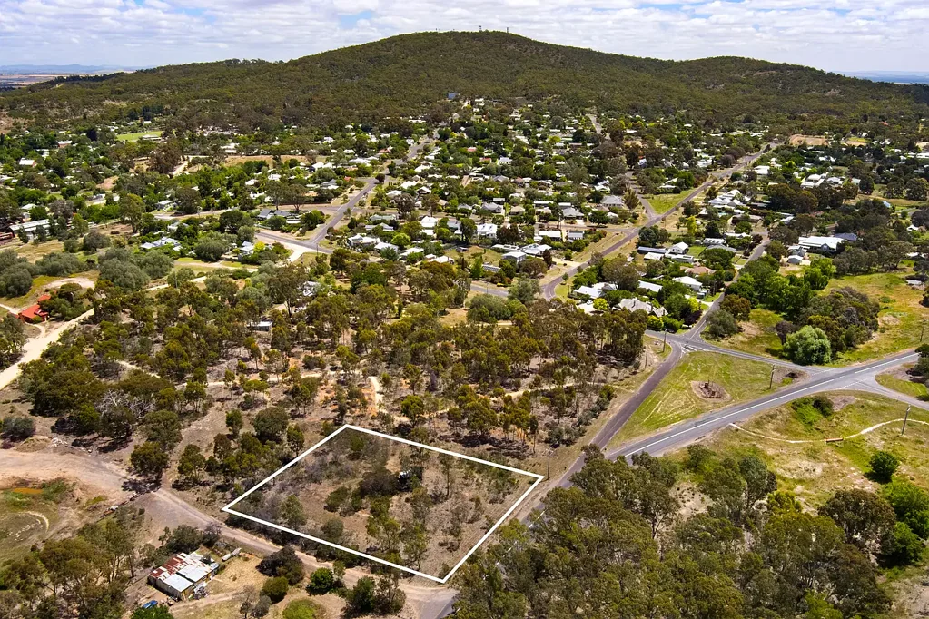 Maldon  Historic Maldon Land for Sale – 3 Titles, Endless Potential (3323m² / 0.82 Acre)