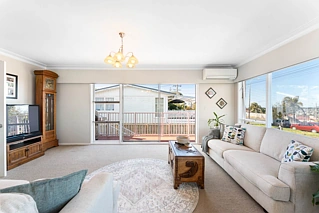 1/152 Sunset Road, Unsworth Heights, North Shore City