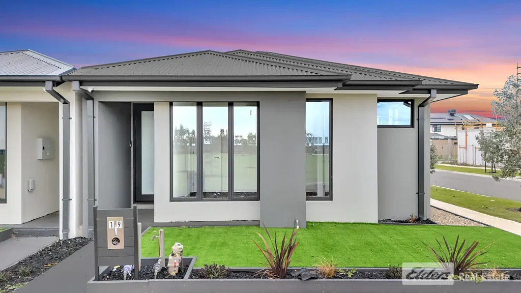 19 Duo Walk, Werribee, VIC 3030