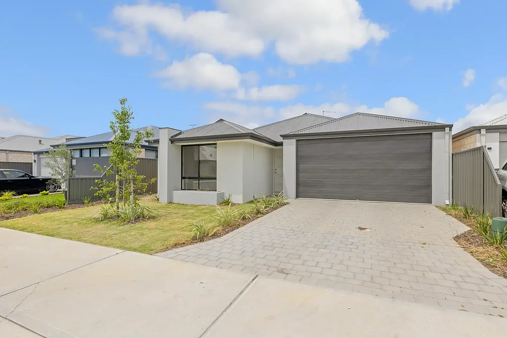 20 Malanda Street, Henley Brook, WA 6055