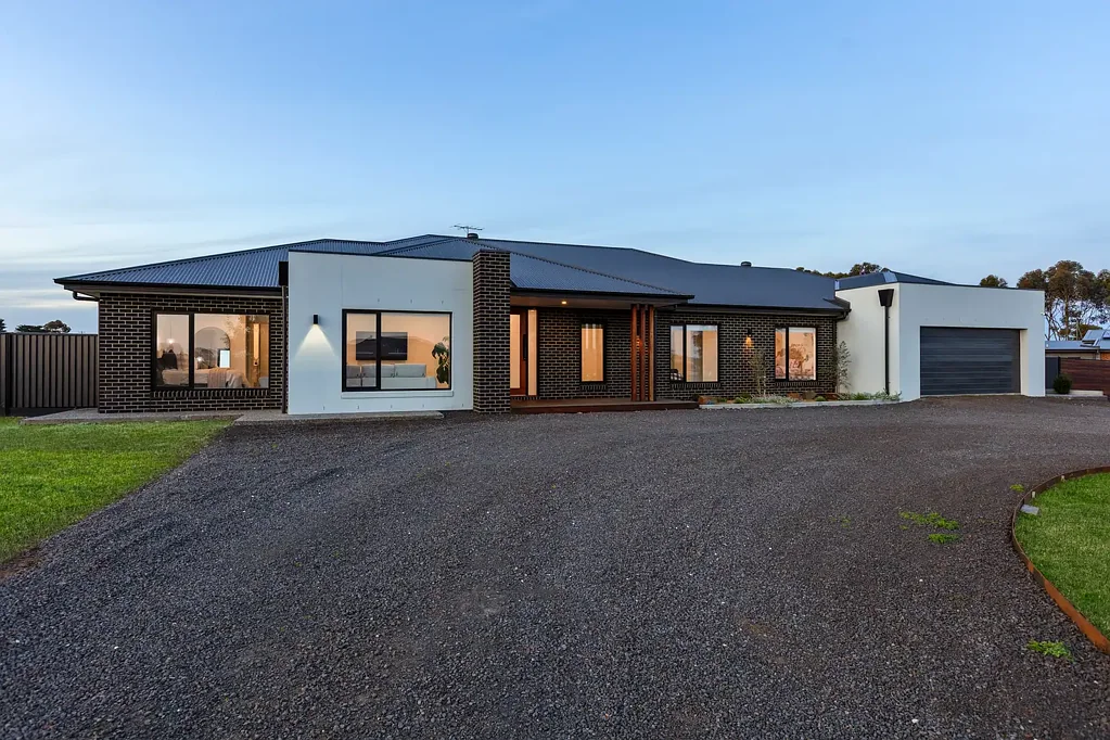 Bannockburn 4房  A Rare Blend of Space, Exquisite Style & Country Elegance